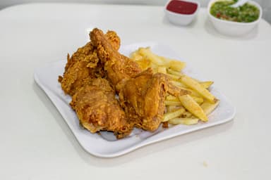 1/2 Pollo Broaster + papa a la francesa