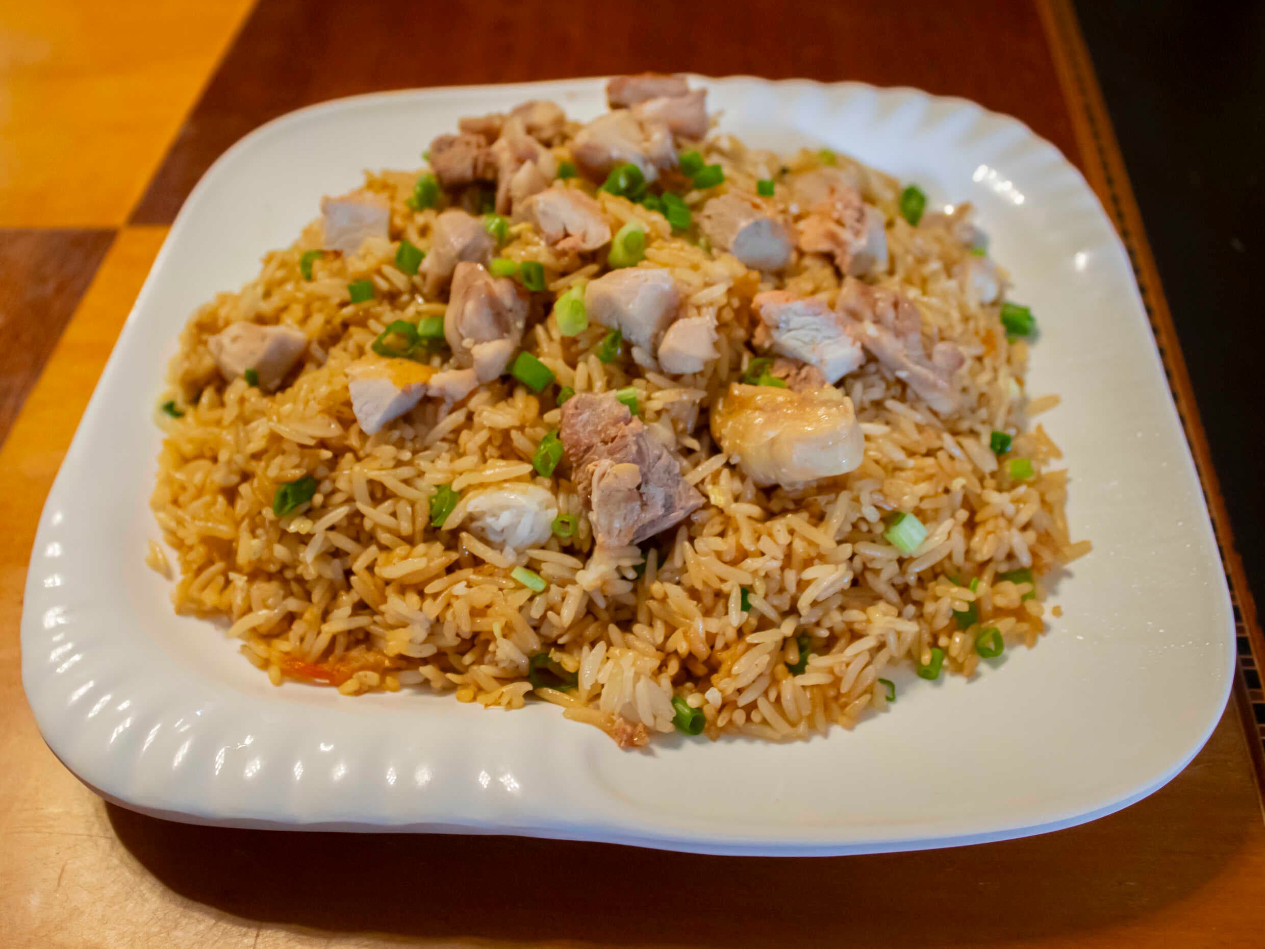 Chaufa Mixto de Pollo y Chancho Menú