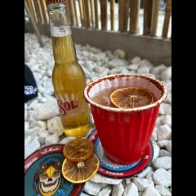 Chelada Ojo Rojo
