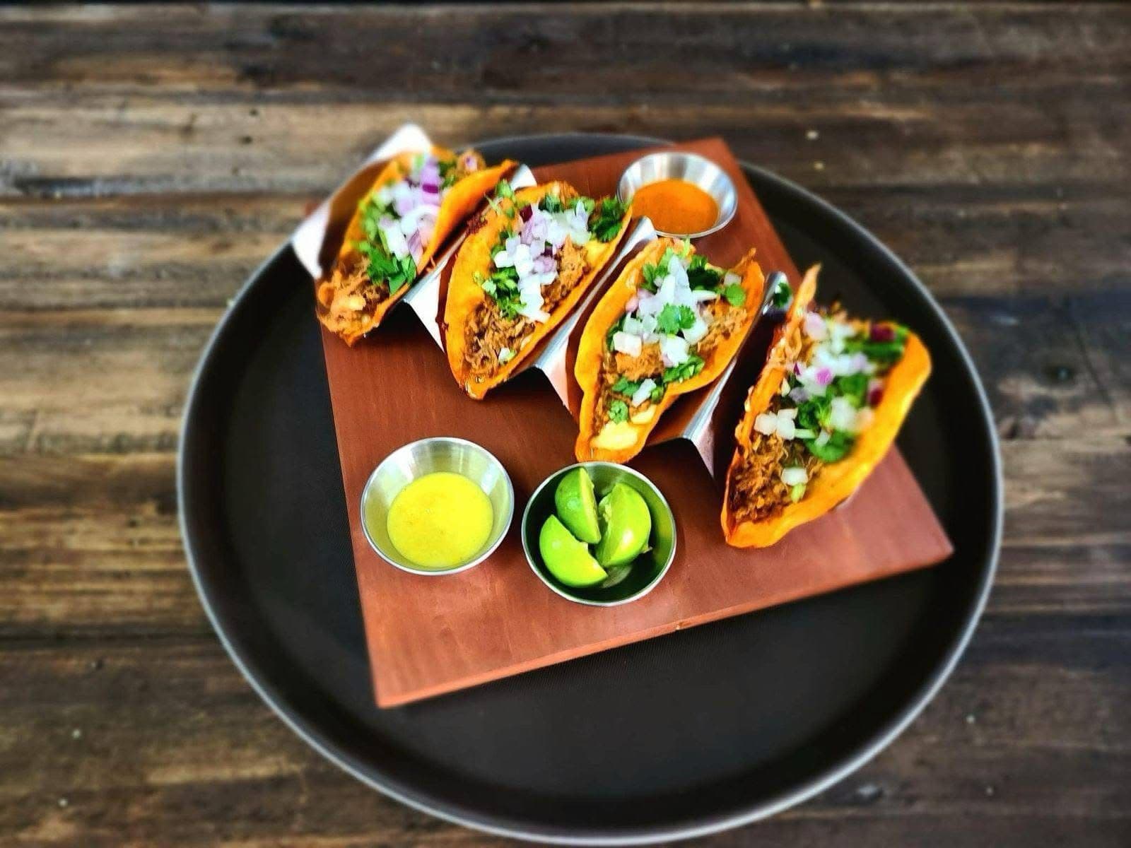Orden de Tacos de Birria 4 pzs