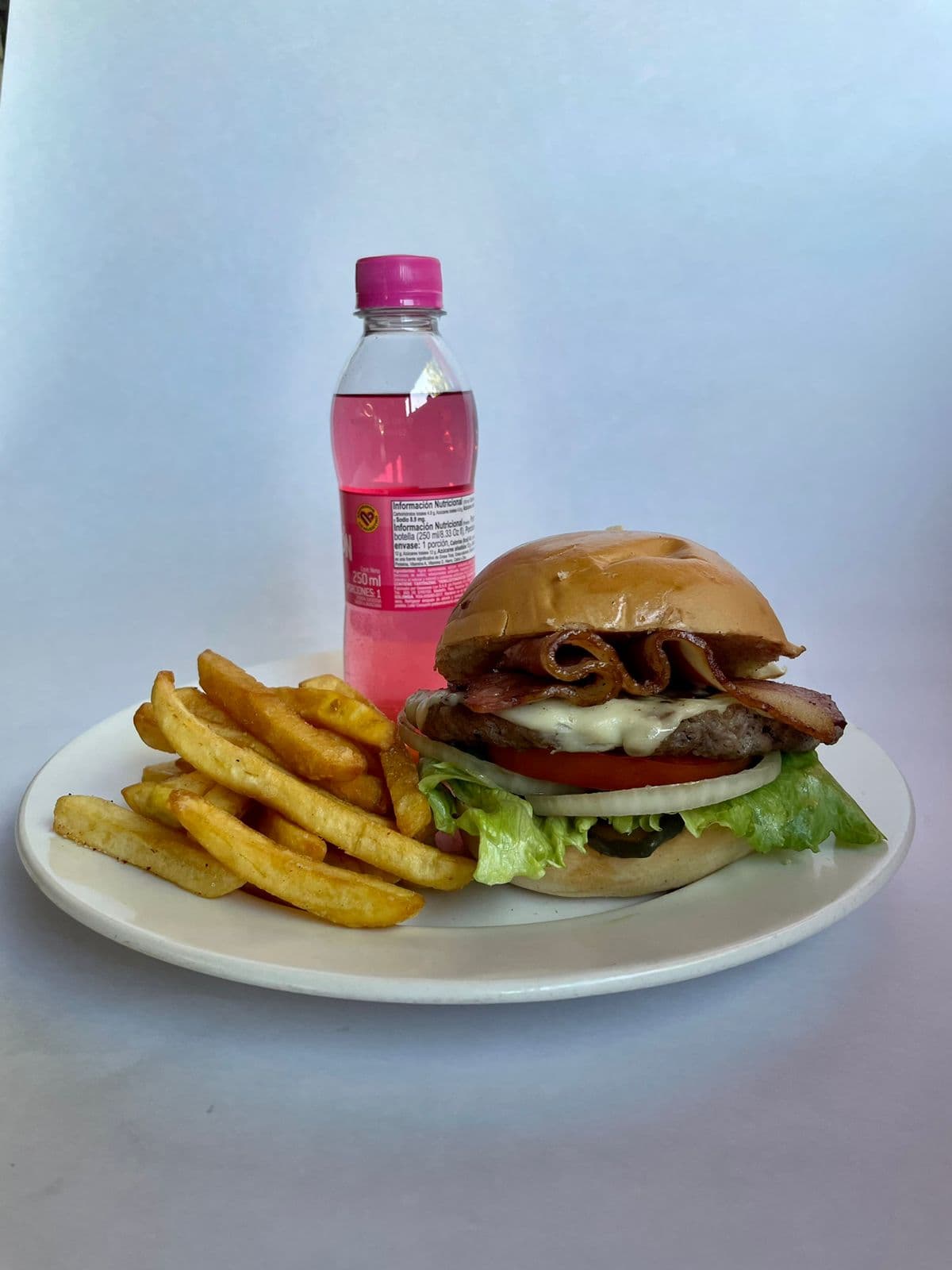 Combo Hamburgesa + Papa + Gaseosa 250 Ml