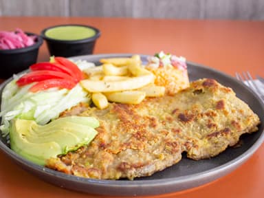 MILANESA DE RES EMPANIZADA