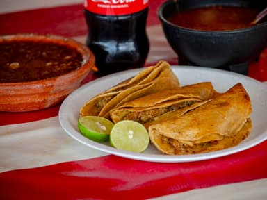 Combo-3 Tacos Dorados + Consome + Refresco