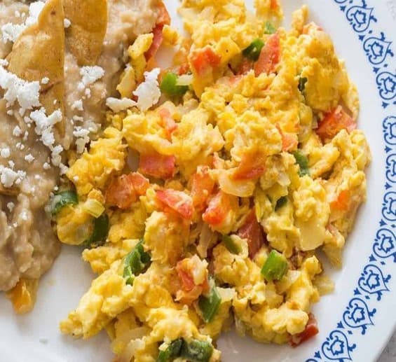 Huevos a la Mexicana