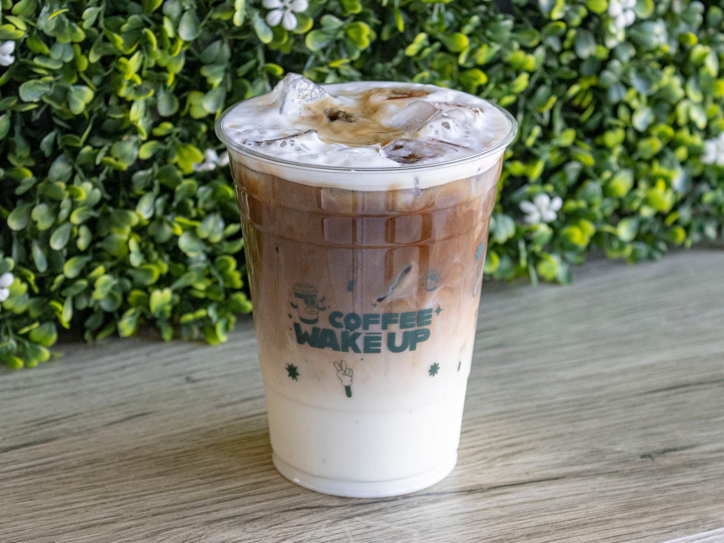 Latte de Avellana GD 16 oz En las Rocas