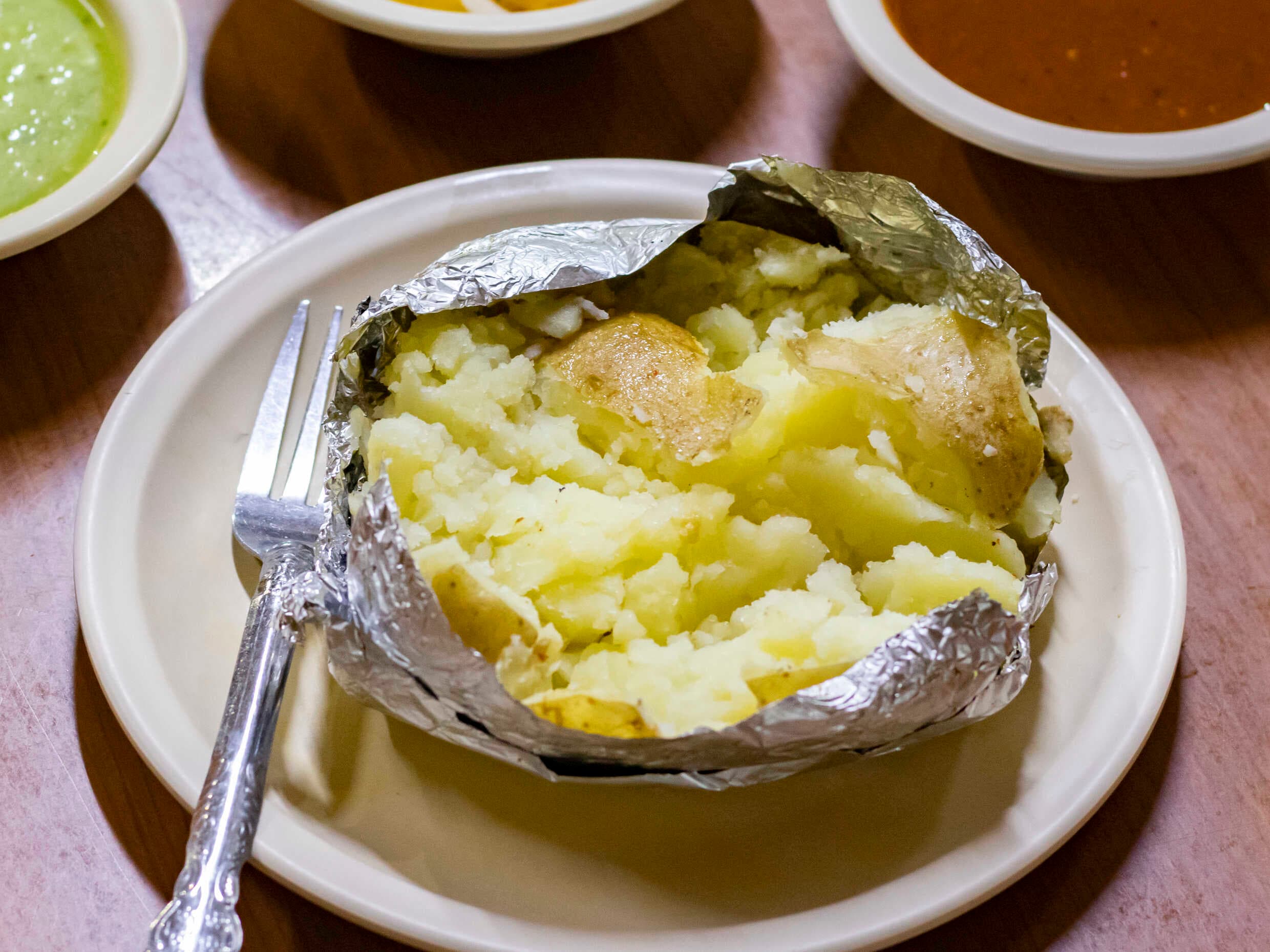 Papa Asada de Mantequilla