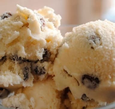 Helado de Ron con Pasas.
