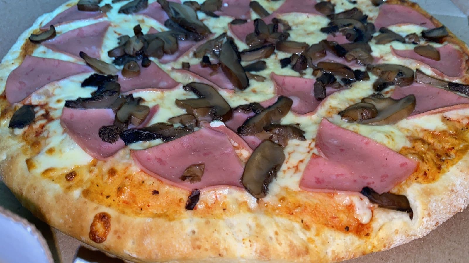 Pizza Familiar y Refresco 1.5 L + Spaguetti