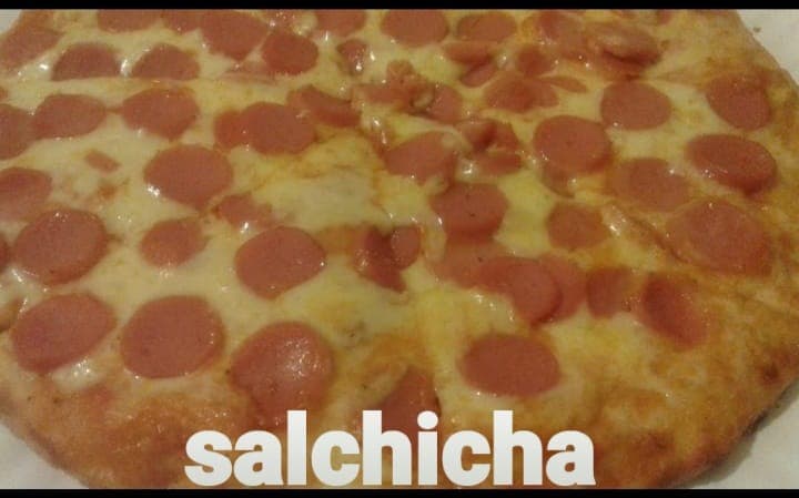 Pizza de Salchicha