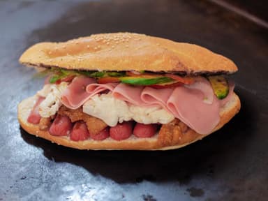Jamón-Bistec-Chorizo-Quesillo