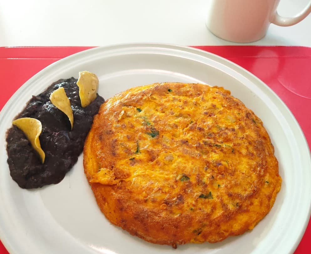 Huevo Revuelto con ingrediente.