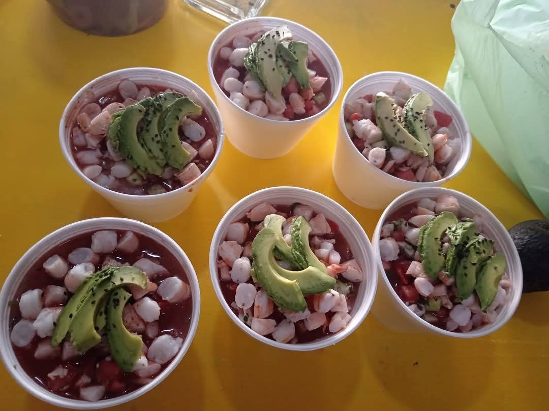 Coctel de Camarón y Pulpo Mediano