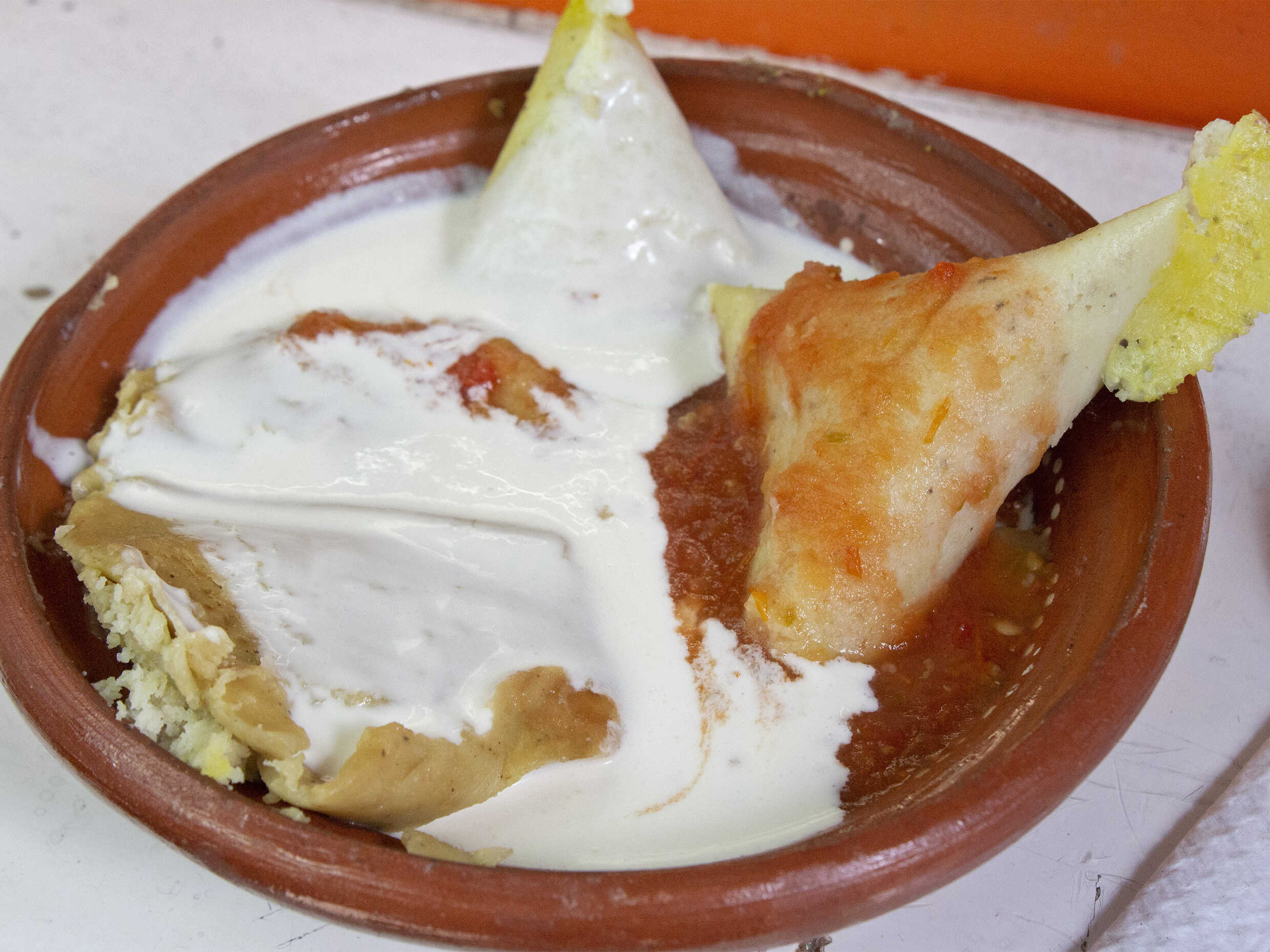 Docena de Corundas de Ceniza