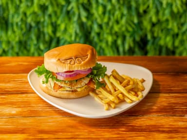 Hamburguesa Hawaiana Con Papas