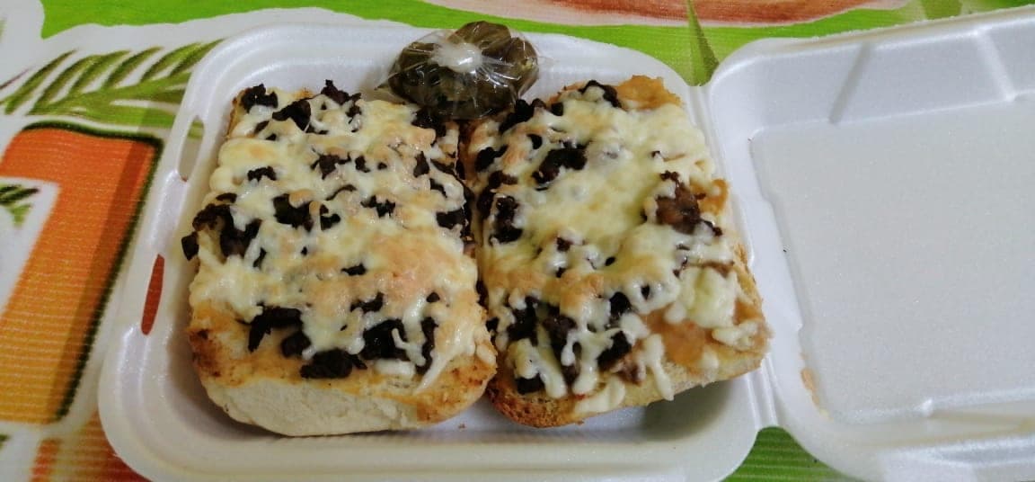 Mollete Con Pierna