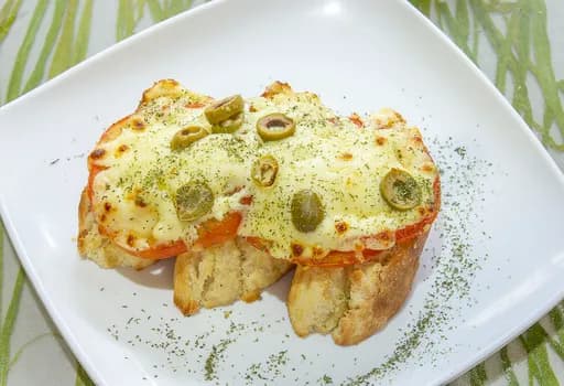 Canapes de Tomate