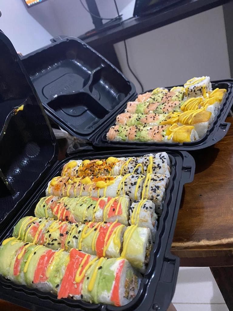 25 rollitos de sushi 🥰