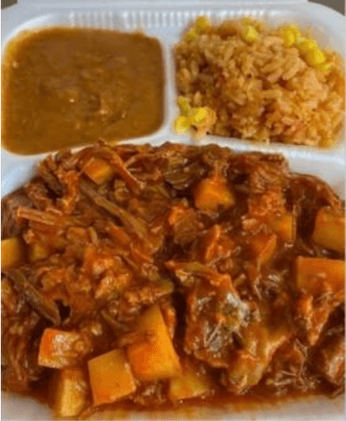 Combo Carne con Chile Colorado + Coca Cola 600 ml
