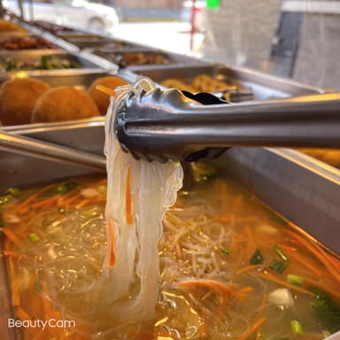Sopa de fideos pollo