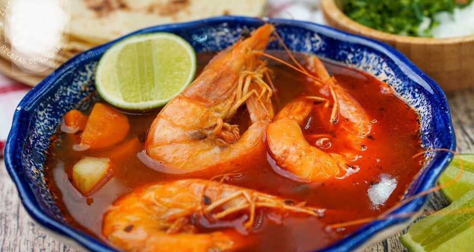Caldo de Camarón