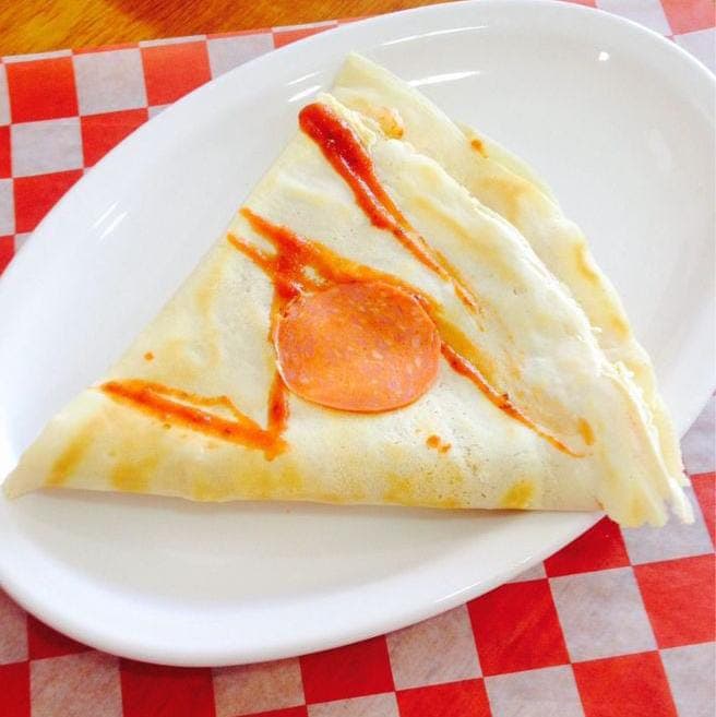 Crepa Especial de Pepperoni con Mozzarella