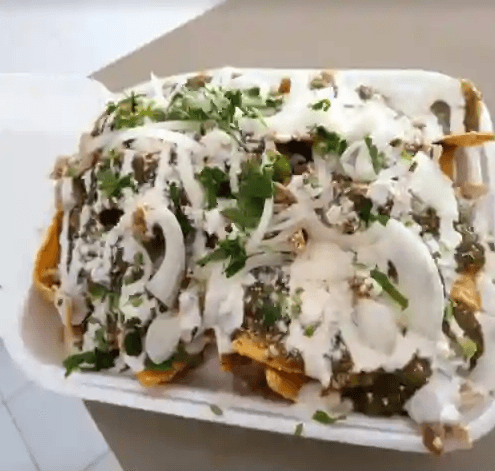 Chilaquiles Verdes con Tiras