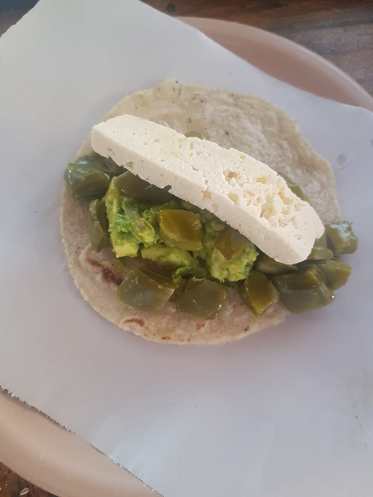 Taco De Chicharron En Salsa Verde