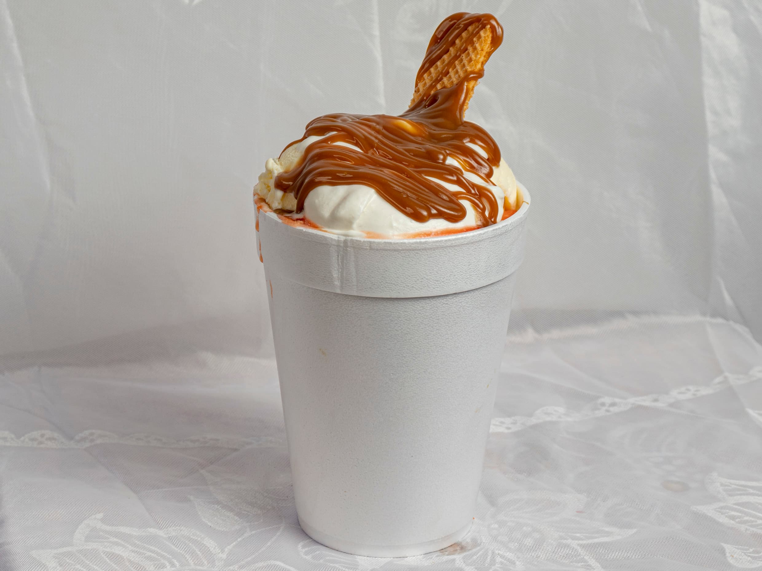 Salpicón Con Helado y Queso