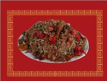 Arroz ranchero + lumpia+ gaseosa mini