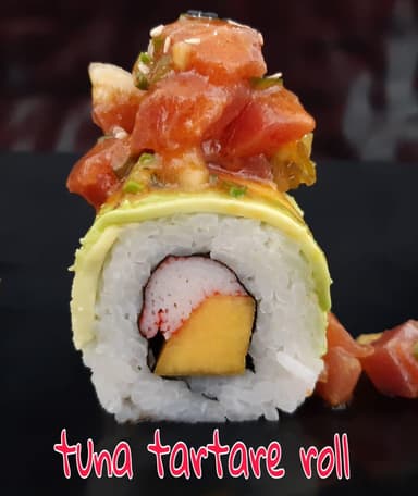 Tuna tartar Roll