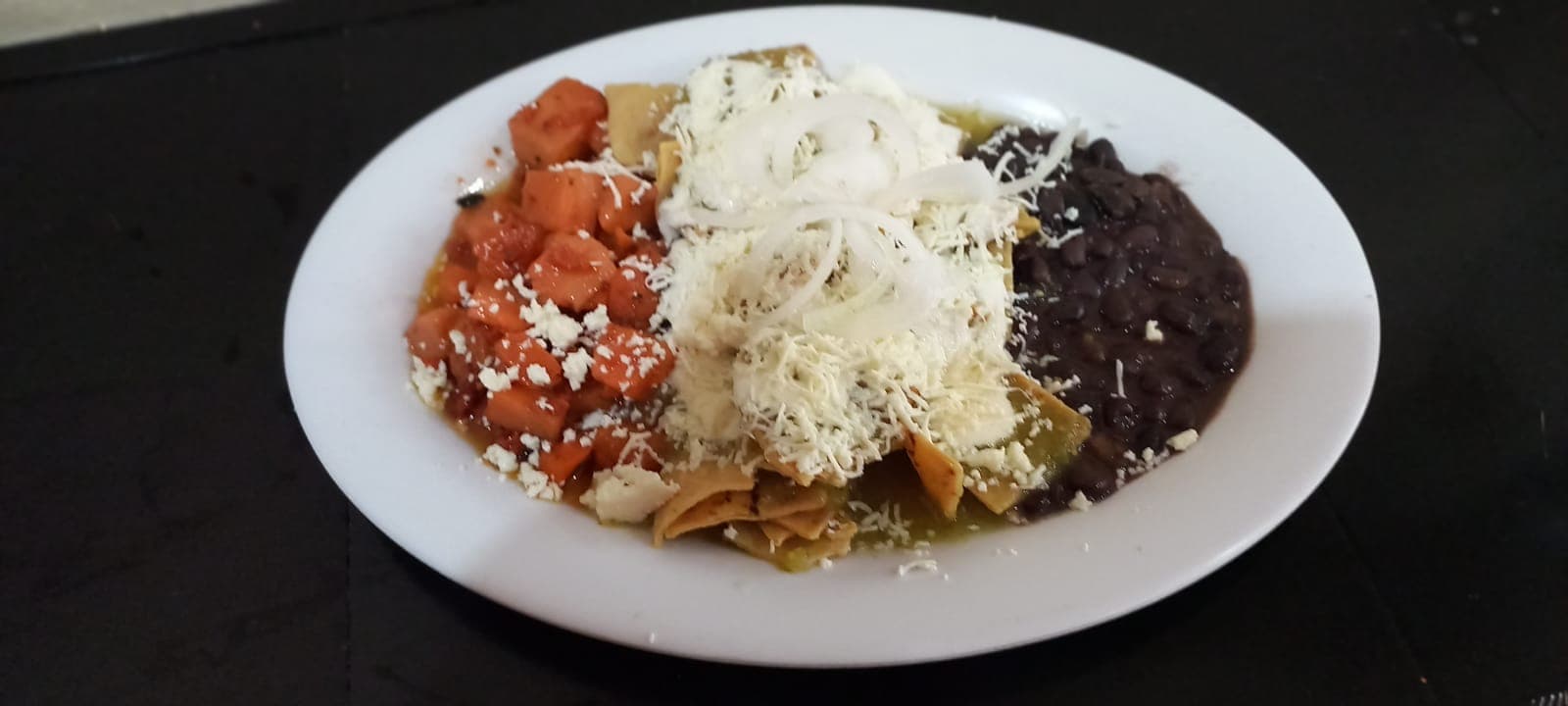 Chilaquiles Papas con Chorizo