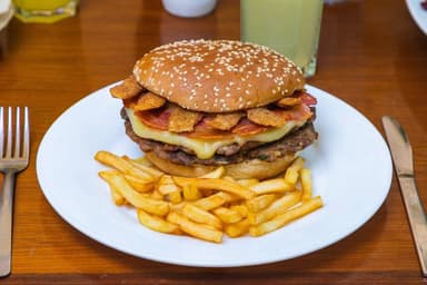 Hamburguesa Tocino Crunch