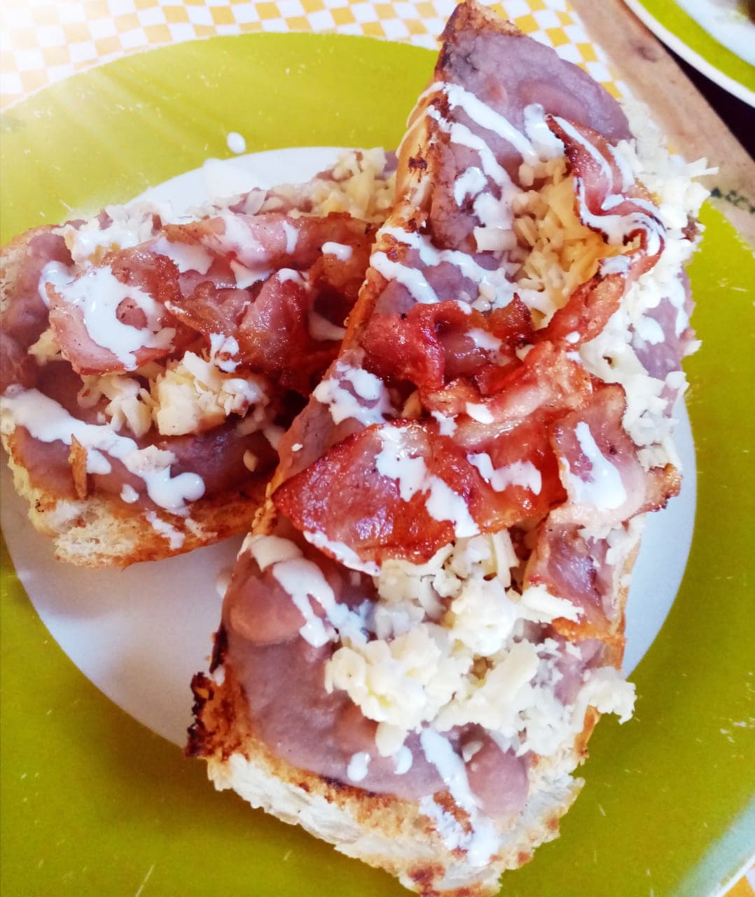 Molletes Sencillos (Frijol y Queso)