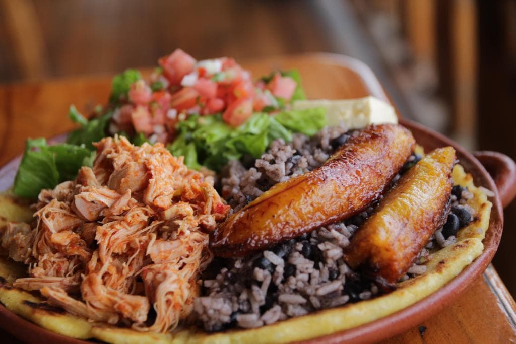 Torticasado con Carne a Escoger