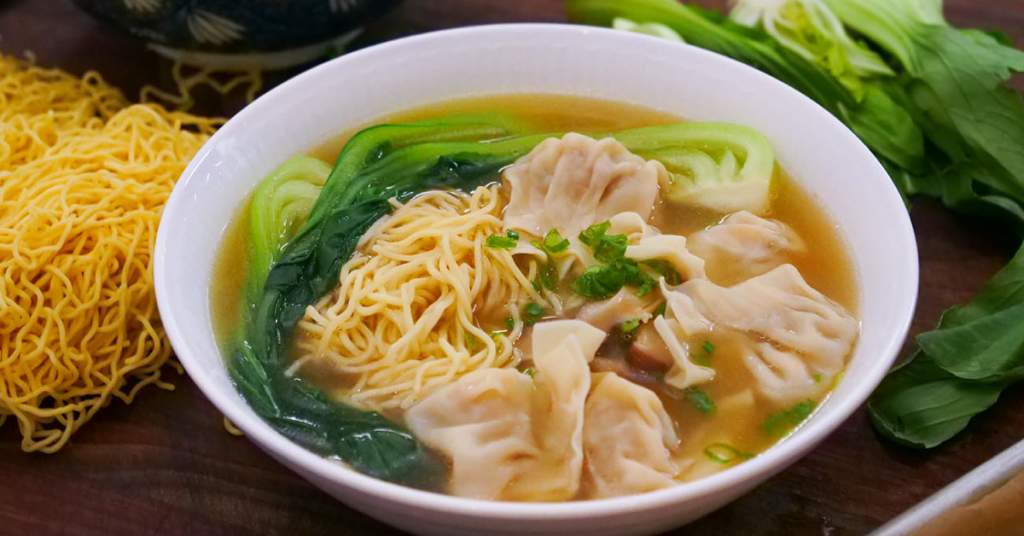 Caldo de Pollo con Kión