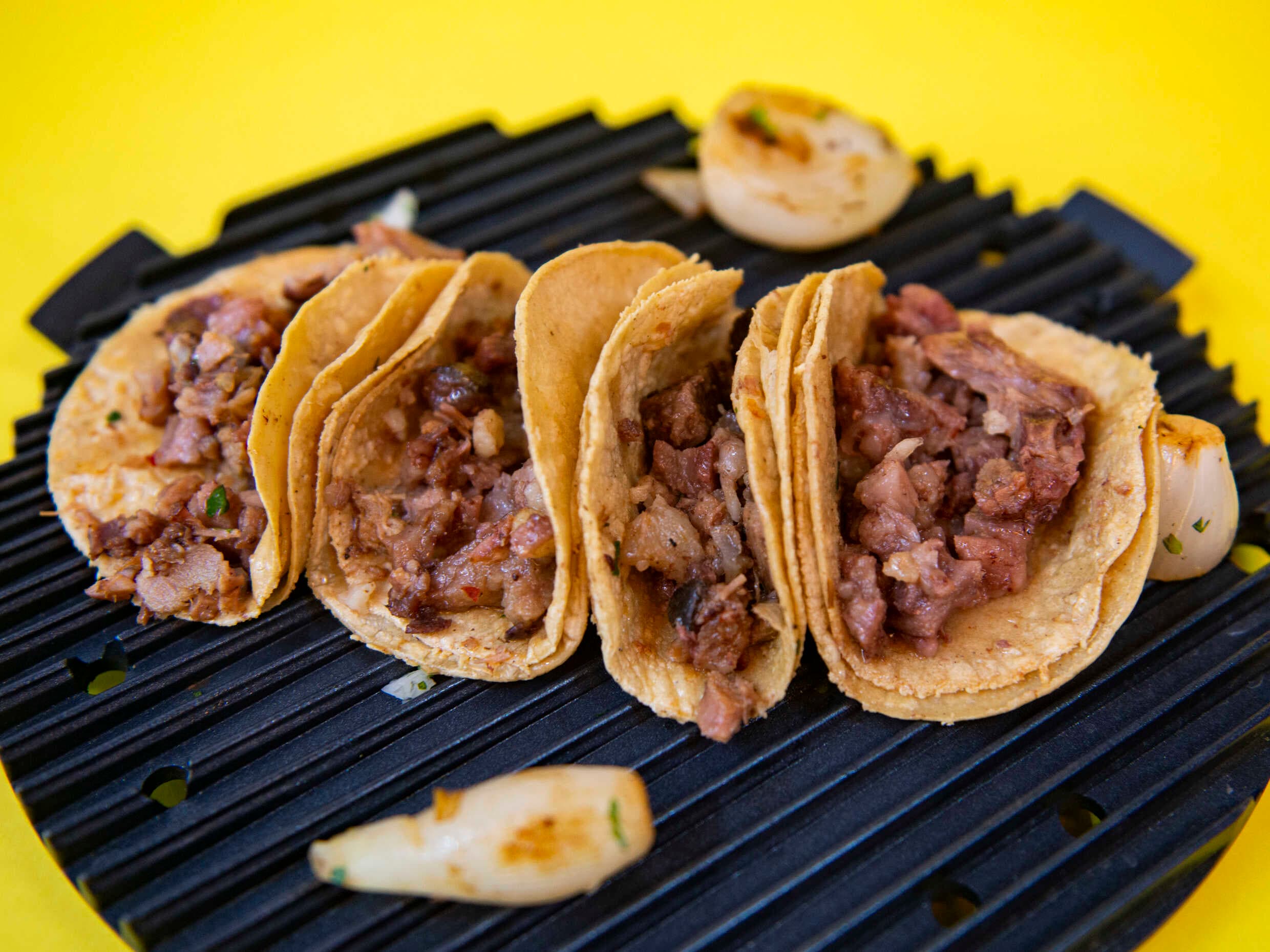 Tacos de Cabeza