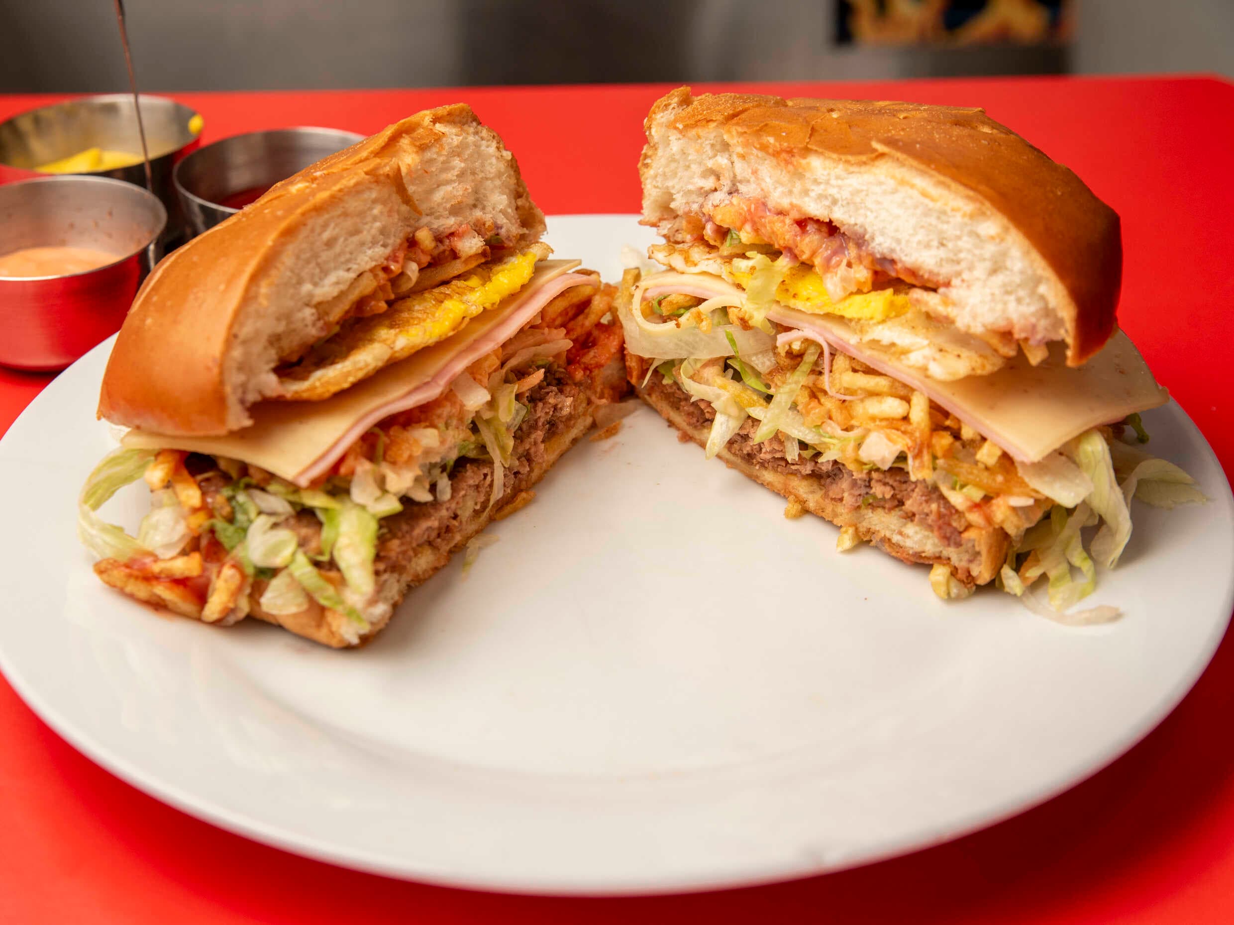 Sánguche Hamburguesa Royal 120 g