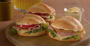 SUPER COMBO - 2 TORTAS + 2 AGUAS FRESCAS