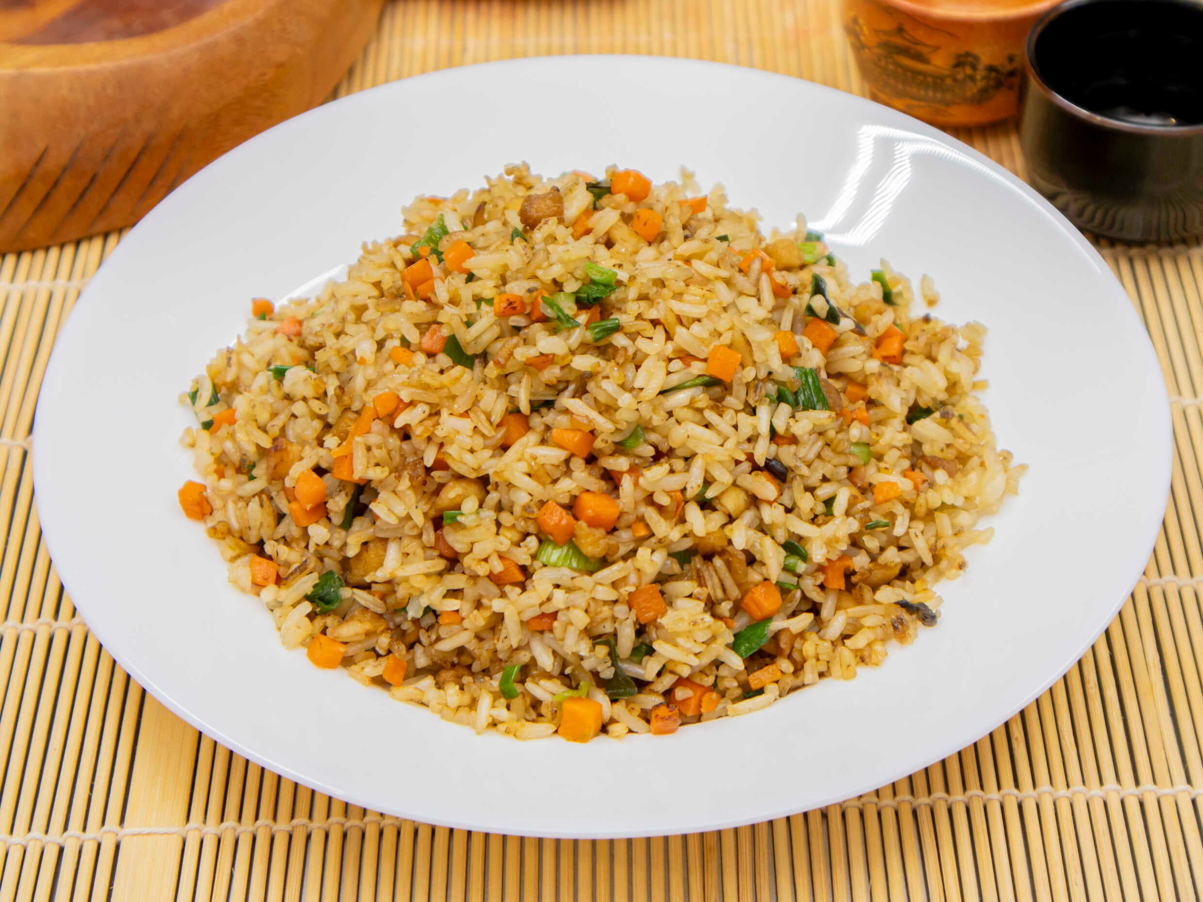 Arroz Con Res (Grande) 牛肉饭大