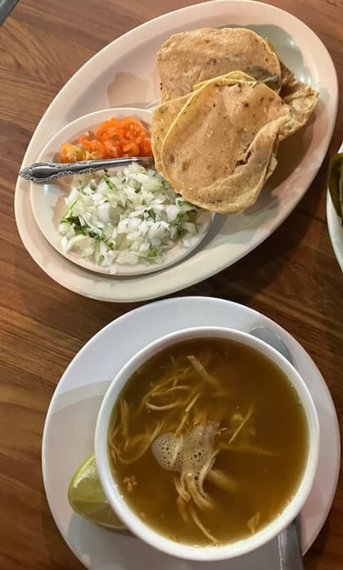 Consomé con Pavo + Copa de horchata coco