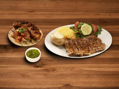 Pierna de Cerdo + Gallo de chorizo + Chimichurri