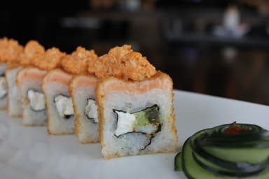 Tsuki Roll