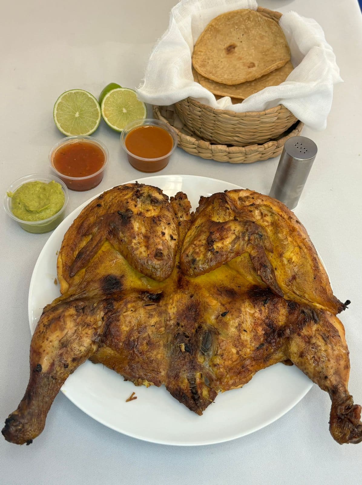 Pollo Entero Ahumado