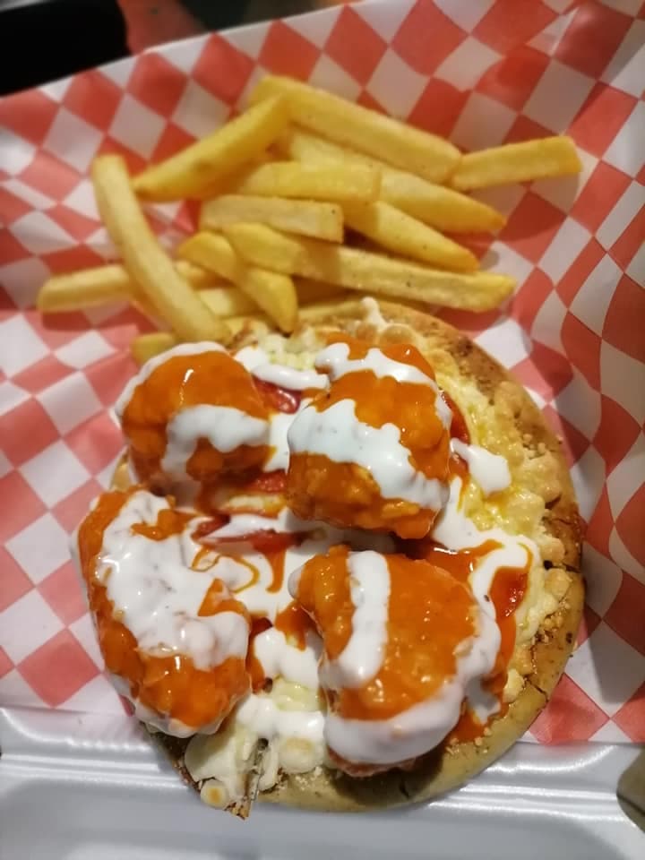 Pizza Con Boneless