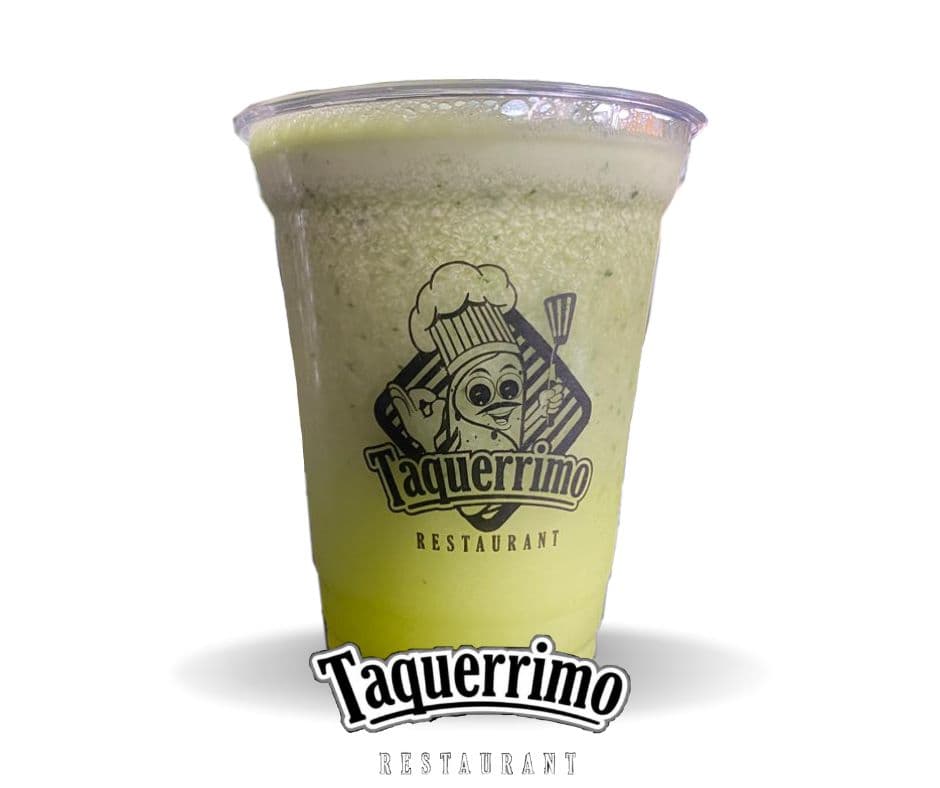 Agua de Pepino con Limón