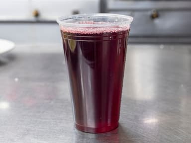 Litro de agua fresca.
