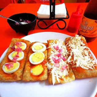 Enchilada Relleno Negro.
