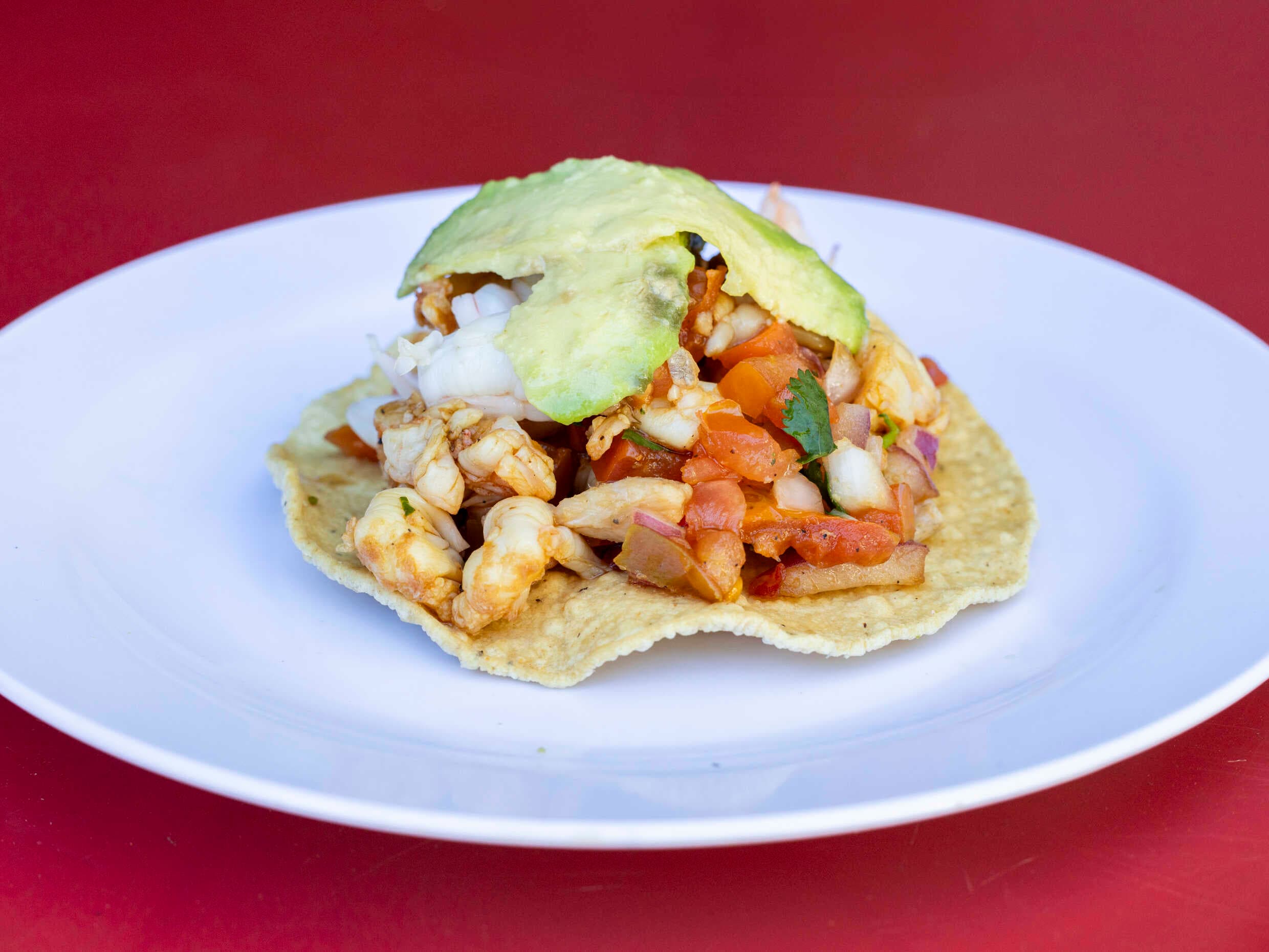 Tostada de Ceviche de Camarón