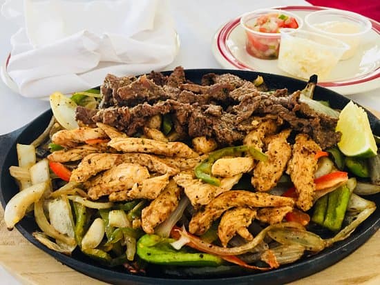 Fajitas de Pollo, Carne o Mixto