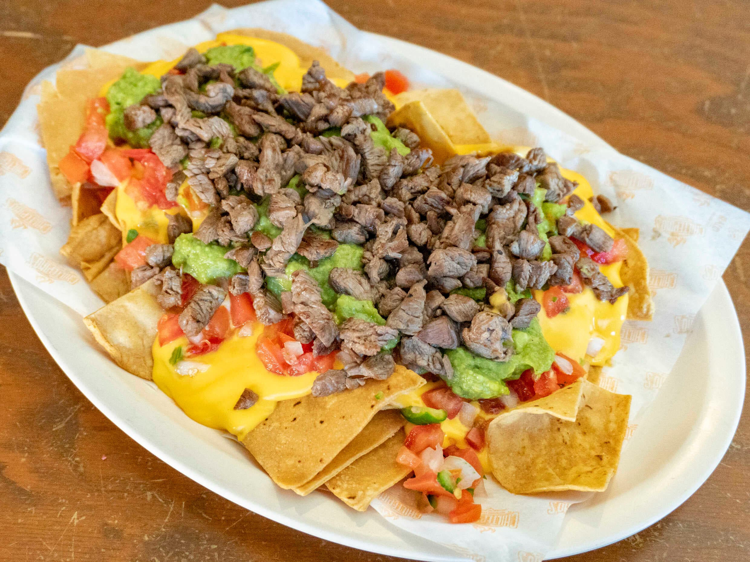 Chilte Nachos con Arrachera